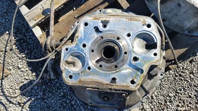 Eaton-Fuller RTLO18918 Transmission Clutch Housing for a 2013 Peterbilt 386