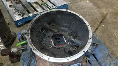 Eaton-Fuller RTLO18918B Transmission Clutch Housing for a 2006 Mack CT713