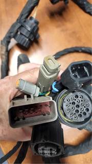 Volvo ATO2612D Transmission Part for a 2014 Volvo VNL