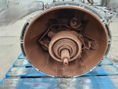 Detroit Transmission for a 2019 Freightliner Cascadia 126