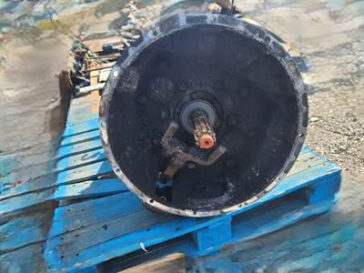 Eaton-Fuller FA-15810B Transmission for a 2016 Freightliner Cascadia 125