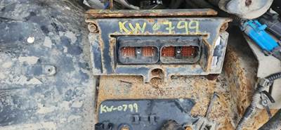 Eaton-Fuller FO18E318B-MXP Transmission for a 2016 Kenworth T880