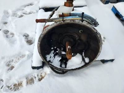 Eaton-Fuller FRO15210C Transmission for a 2012 Freightliner Cascadia 125