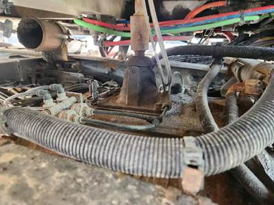 Eaton-Fuller RTLO18918B Transmission for a 2020 Peterbilt 367