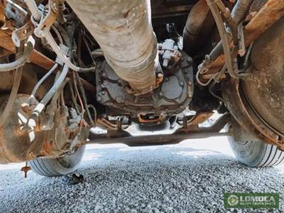 Eaton-Fuller RTX13710C Transmission for a 2000 Volvo VNL