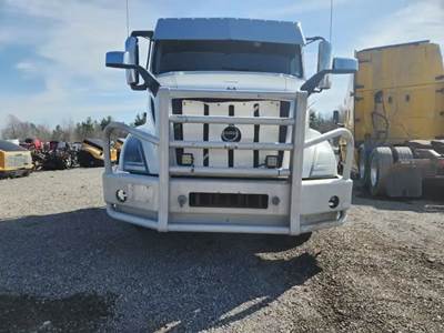 Volvo ATO2612F Transmission for a 2019 Volvo VNR64T
