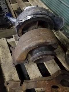 Cummins N14 Turbocharger / Supercharger for a 1999 International 9900I