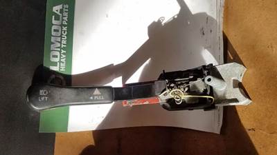 Freightliner Columbia Turn Signal Switch for a 2005 Freightliner Columbia 120