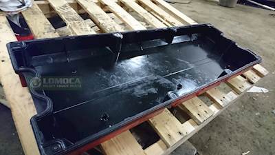 Cummins ISX Valve Cover for a 2007 International 9900I