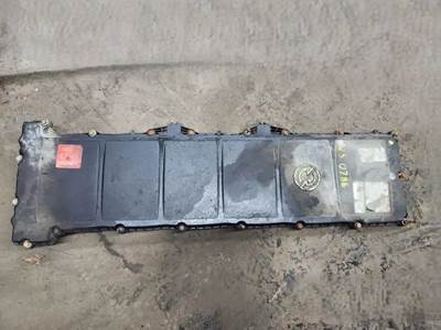 Detroit DD15 Valve Cover for a 2012 Western Star 4900FA