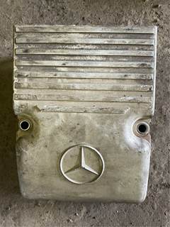 Mercedes-Benz OM460LA Valve Cover for a 2007 Freightliner COLUMBIA 120