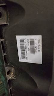 Volvo VED13 Valve Cover for a 2012 Volvo VNL