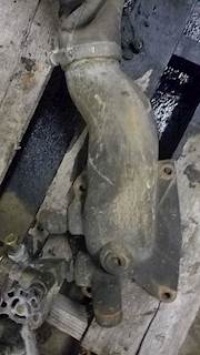 Caterpillar C15 Water Pump for a 2004 Kenworth T800