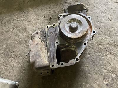 Mercedes-Benz OM460LA Water Pump for a 2007 Freightliner COLUMBIA 120
