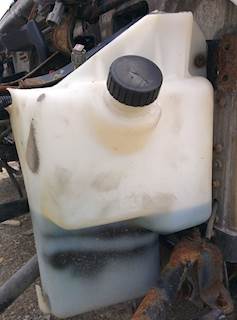 Freightliner Columbia 112 Windshield Washer Reservoir