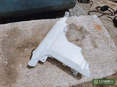 GMC W5500 Windshield Washer Reservoir