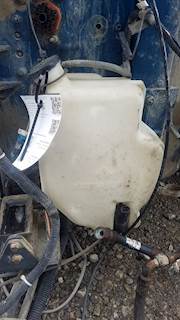 International 9900i Windshield Washer Reservoir