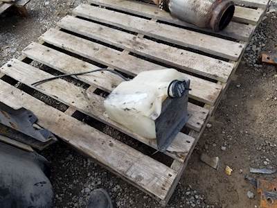 Kenworth T660 Windshield Washer Reservoir