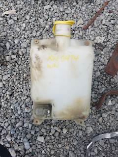 Kenworth T800 Windshield Washer Reservoir