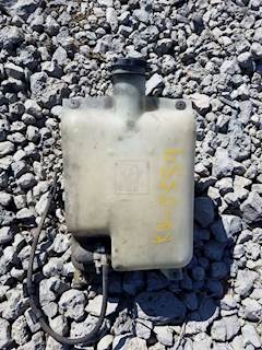 Kenworth T800 Windshield Washer Reservoir