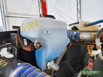 Kenworth T880 Windshield Washer Reservoir