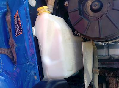 Mack Granite GU813 Windshield Washer Reservoir for a 2015 Mack GU813