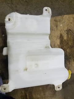 Mack Granite GU813 Windshield Washer Reservoir for a 2015 Mack GU813