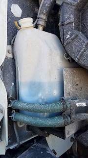 Mack Pinnacle CXU613 Windshield Washer Reservoir for a 2014 Mack CXU613