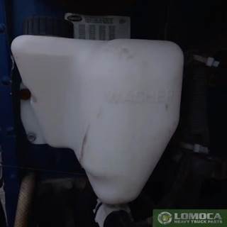 Peterbilt 378 Windshield Washer Reservoir