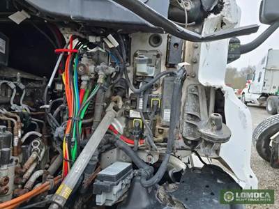 Detroit DD13 Wiring Harness for a 2013 Freightliner Cascadia 125