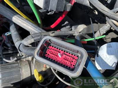 Detroit DD15 Wiring Harness for a 2012 Freightliner Cascadia 125