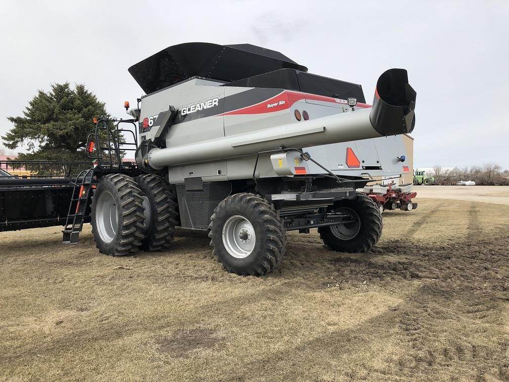 2012 Gleaner S67 Combine For Sale, 2,114 Hours New Hampton, IA