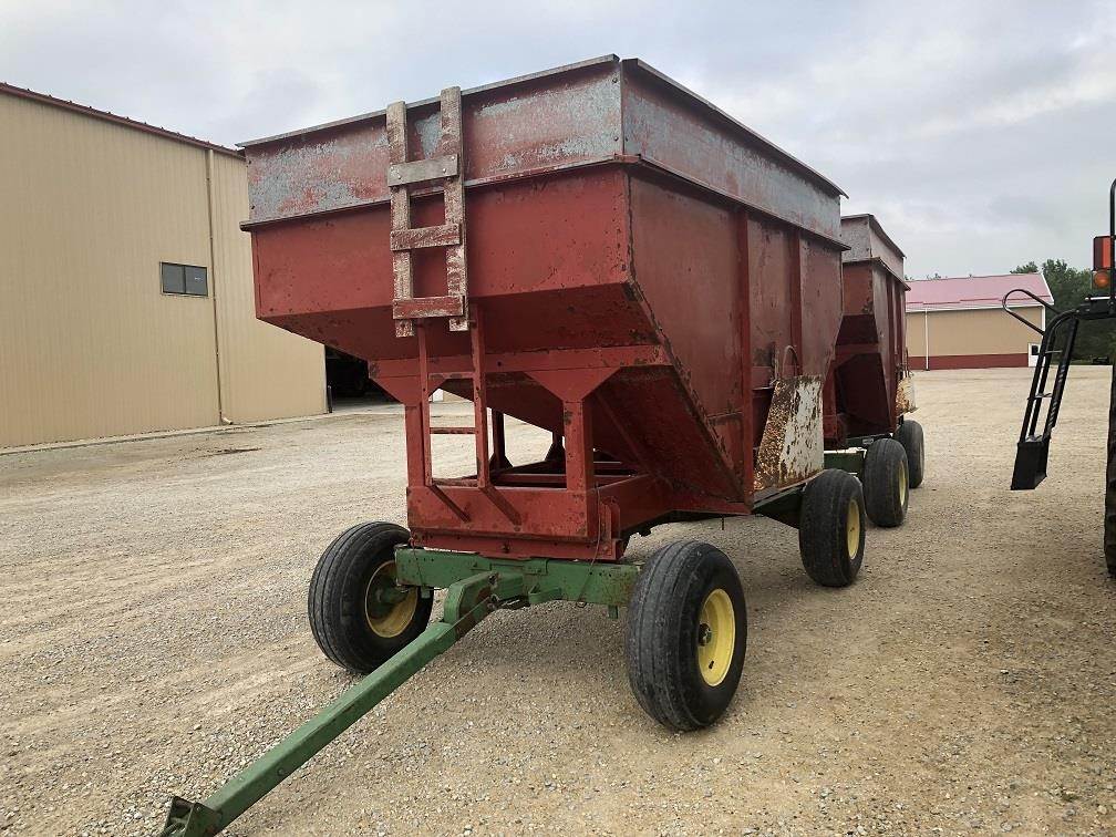 EZFLOW 300 Gravity Wagon For Sale New Hampton, IA 9865586