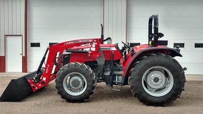 Massey Ferguson 4707 Tractor