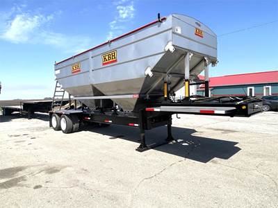 KBH TT2000SF Dry Fertilizer Tender