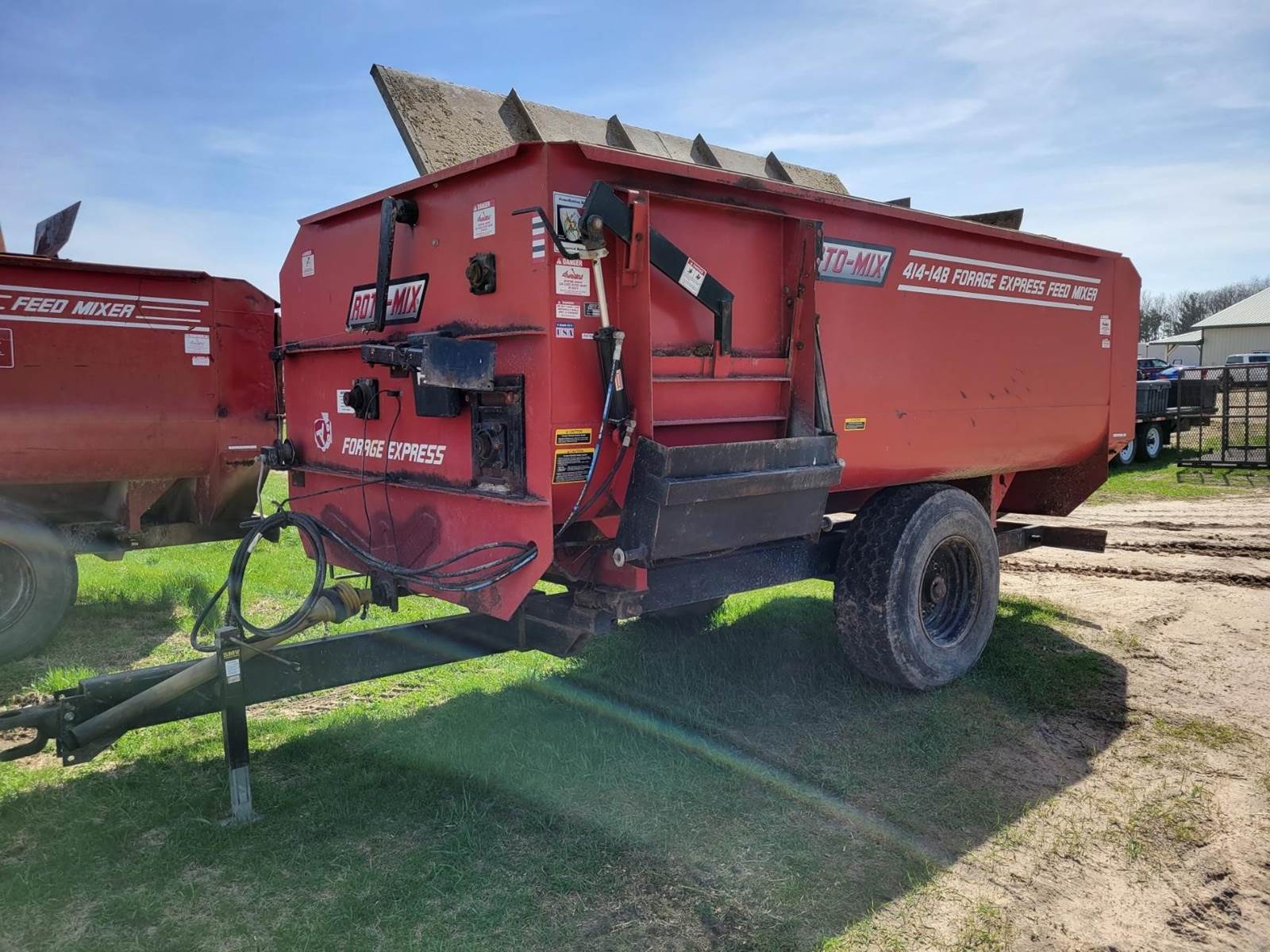 2008 RotoMix 41414B Feeder For Sale Worthington, IA 12010928