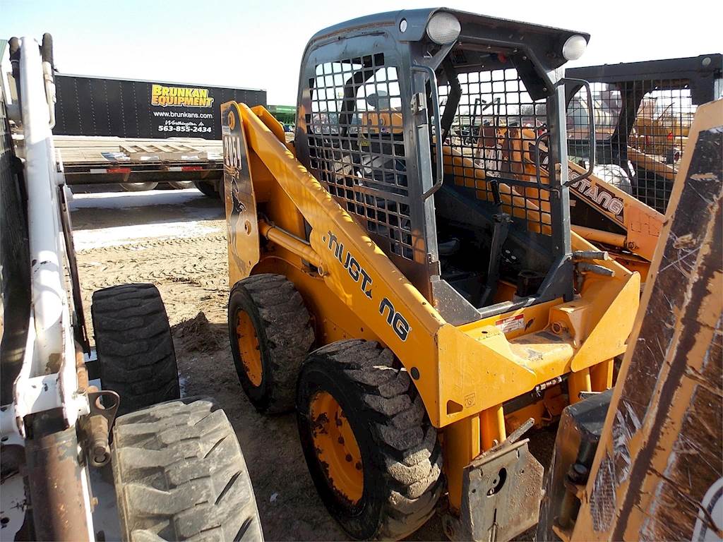 2008 Mustang 2054 Skid Steer