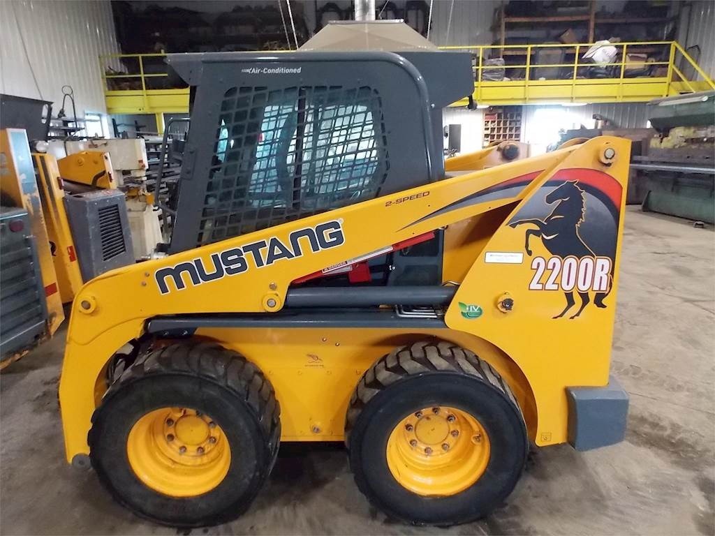 2017 Mustang 2200R Skid Steer For Sale, 1,206 Hours Worthington, IA