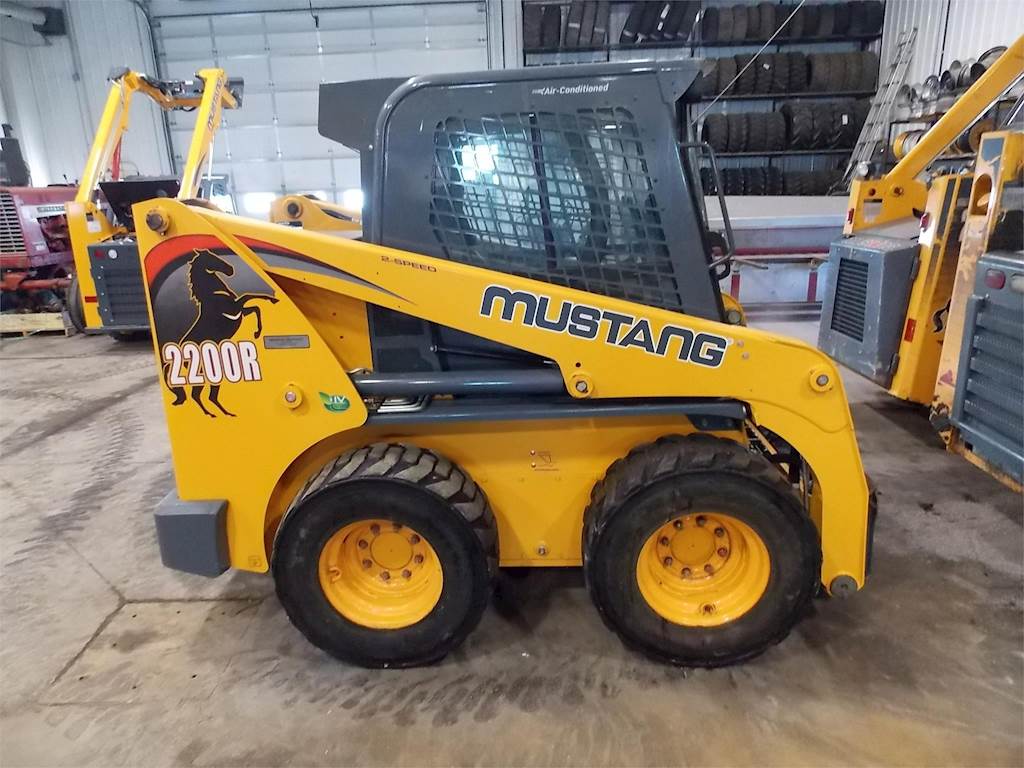 2017 Mustang 2200R Skid Steer For Sale, 1,206 Hours Worthington, IA