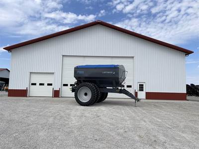 Loftness F1210 Dry Fertilizer Applicator