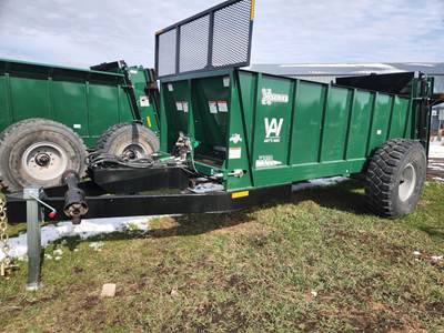 Art's Way X350 Dry Manure Spreader