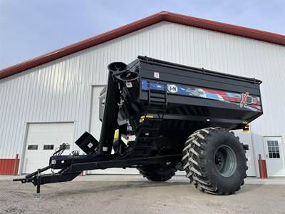 J&M 812-18S Grain Cart