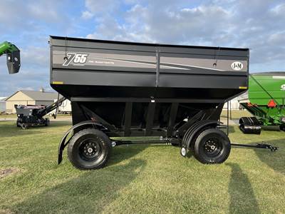 J&M 755SD Gravity Wagon