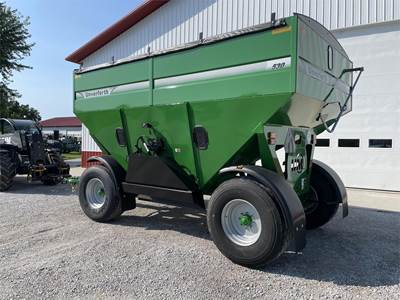 Unverferth 530 Gravity Wagon