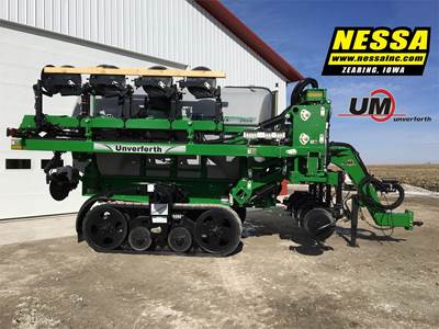 Unverferth NUTRIMAX 2600 Liquid Fertilizer Applicator