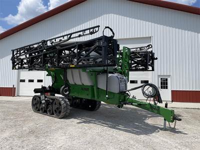 TOP AIR TA2400 Pull-Type Sprayer