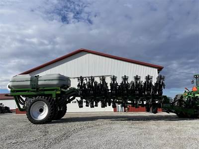 Unverferth 2030DT Rotary Tiller