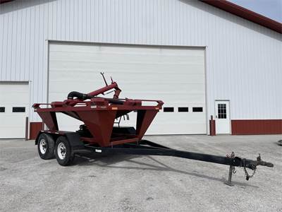 Friesen TITAN 4 Seed Tender
