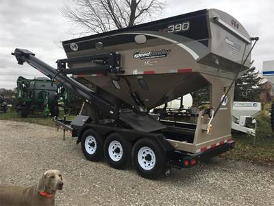 J&M 375ST Seed Tender