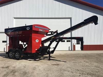 J&M LC290 Seed Tender